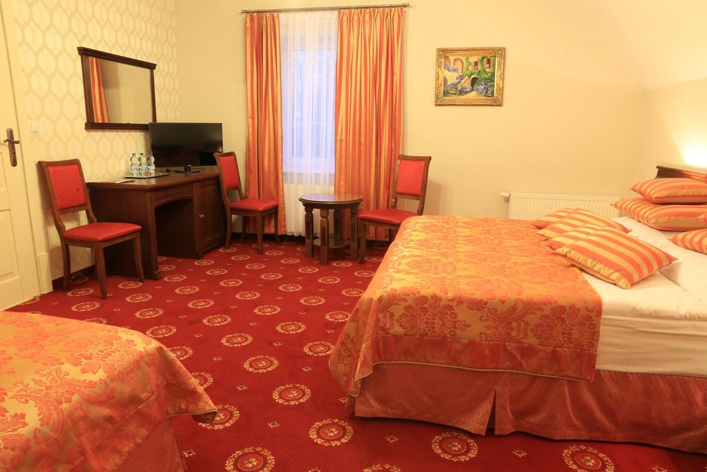 Hotel Kopernik Ciechocinek Room photo