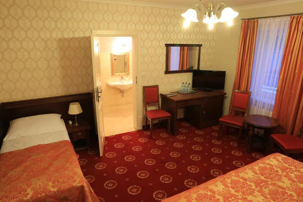 Hotel Kopernik Ciechocinek Room photo