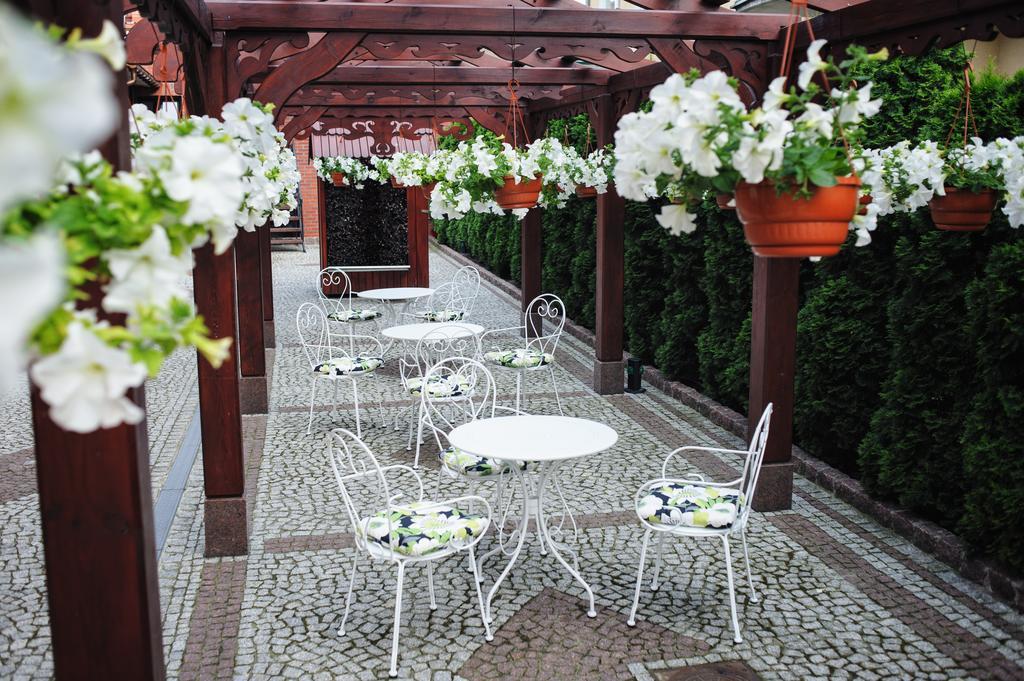 Hotel Kopernik Ciechocinek Exterior photo